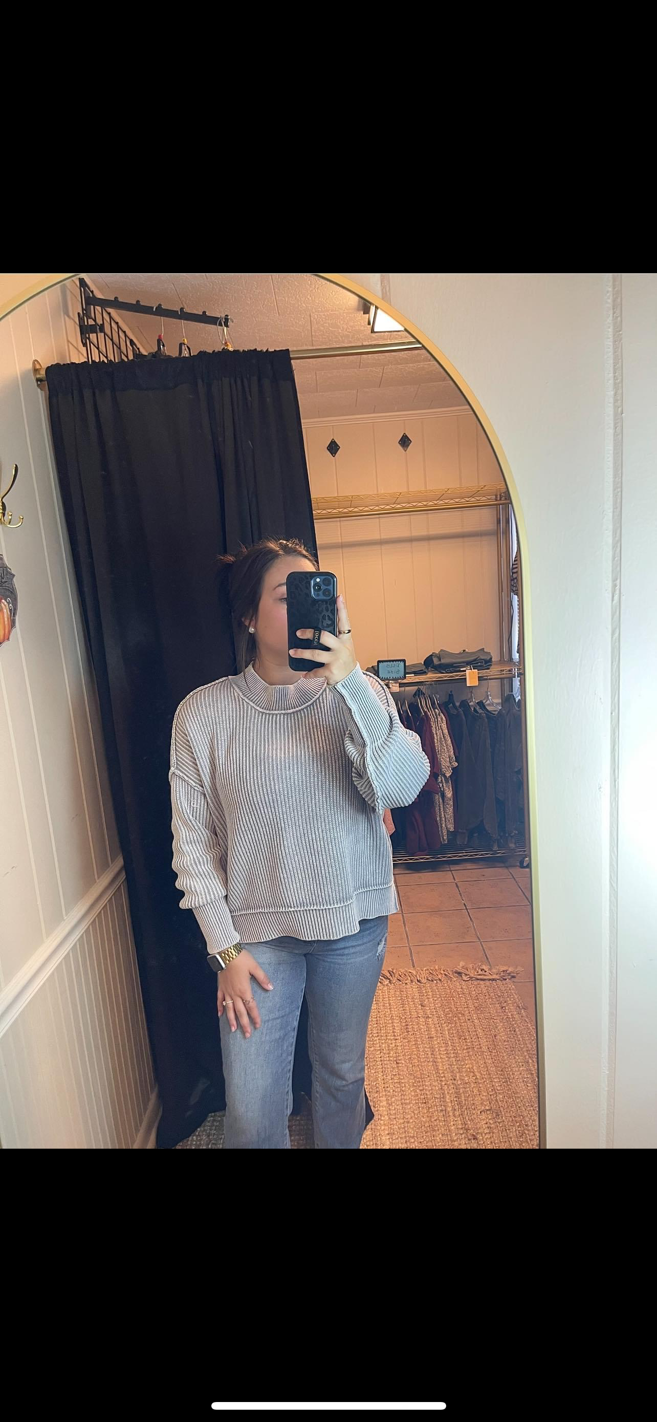 Oversized Cropped Side Slit Sweatshirt