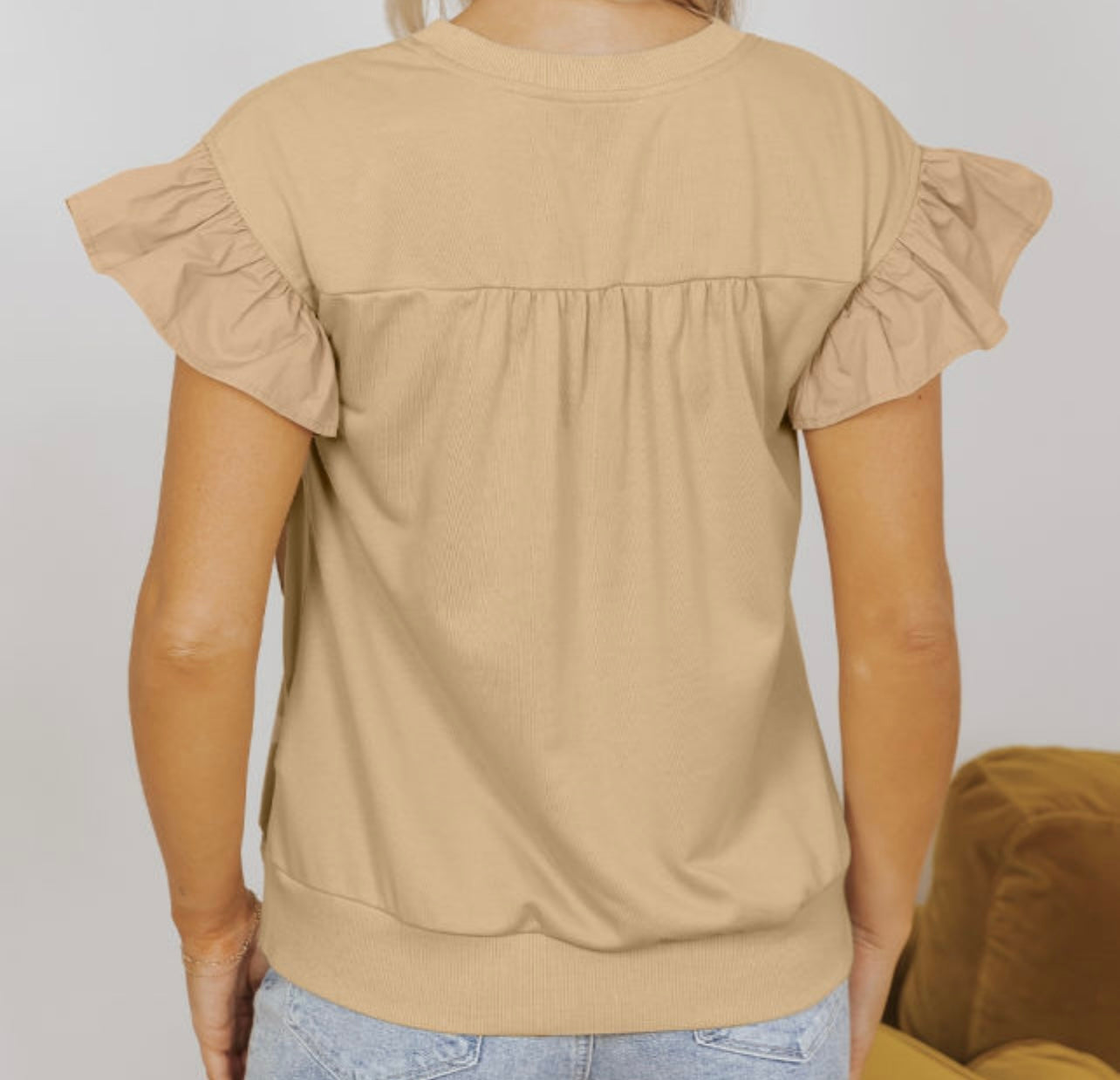 Ruffled Short Sleeve Bowknot Top