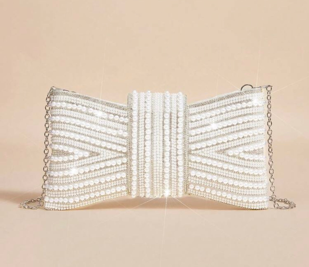 Pearl Bow Shaped Elegant Clutch