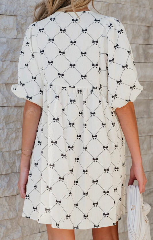 Bowtie Pattern Textured Puff Half Sleeve Loose Fitting Dress