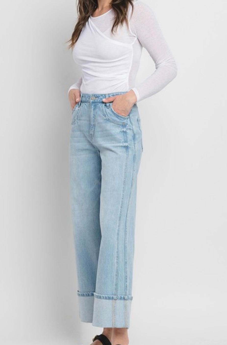 Super High Rise Cuffed Wide Jeans